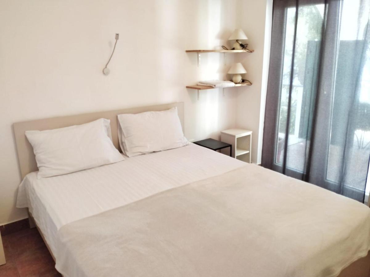 Minimalistic Oasis By The Sea In Stanici Villa Celina Luaran gambar